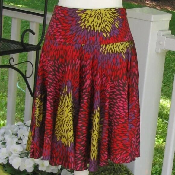 Trina Turk Los Angeles Size 2 colorful soft pretty silk skirt luxury style - Picture 1 of 3